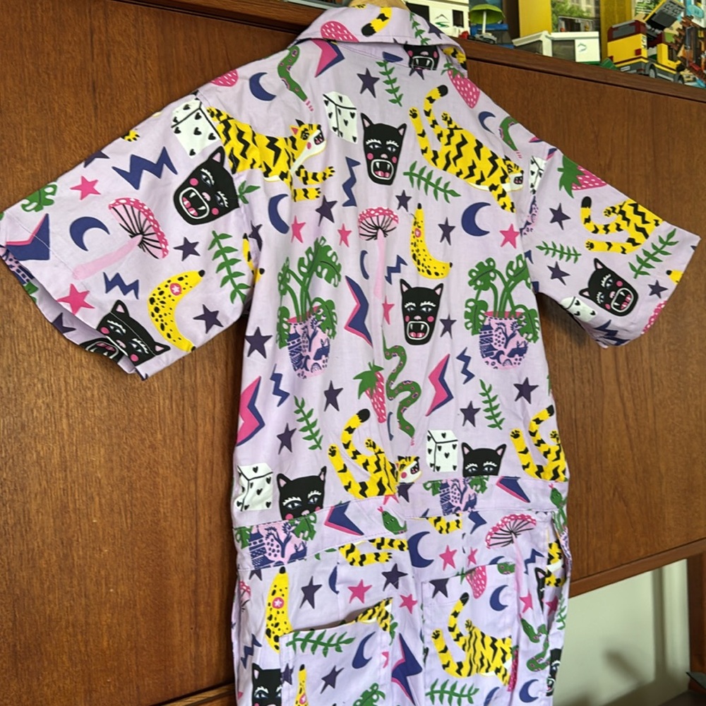 Nooworks Coveralls by Amy Hastings. Fun and dynamic patterns. Size Medium. NWT. - Picture 9 of 15